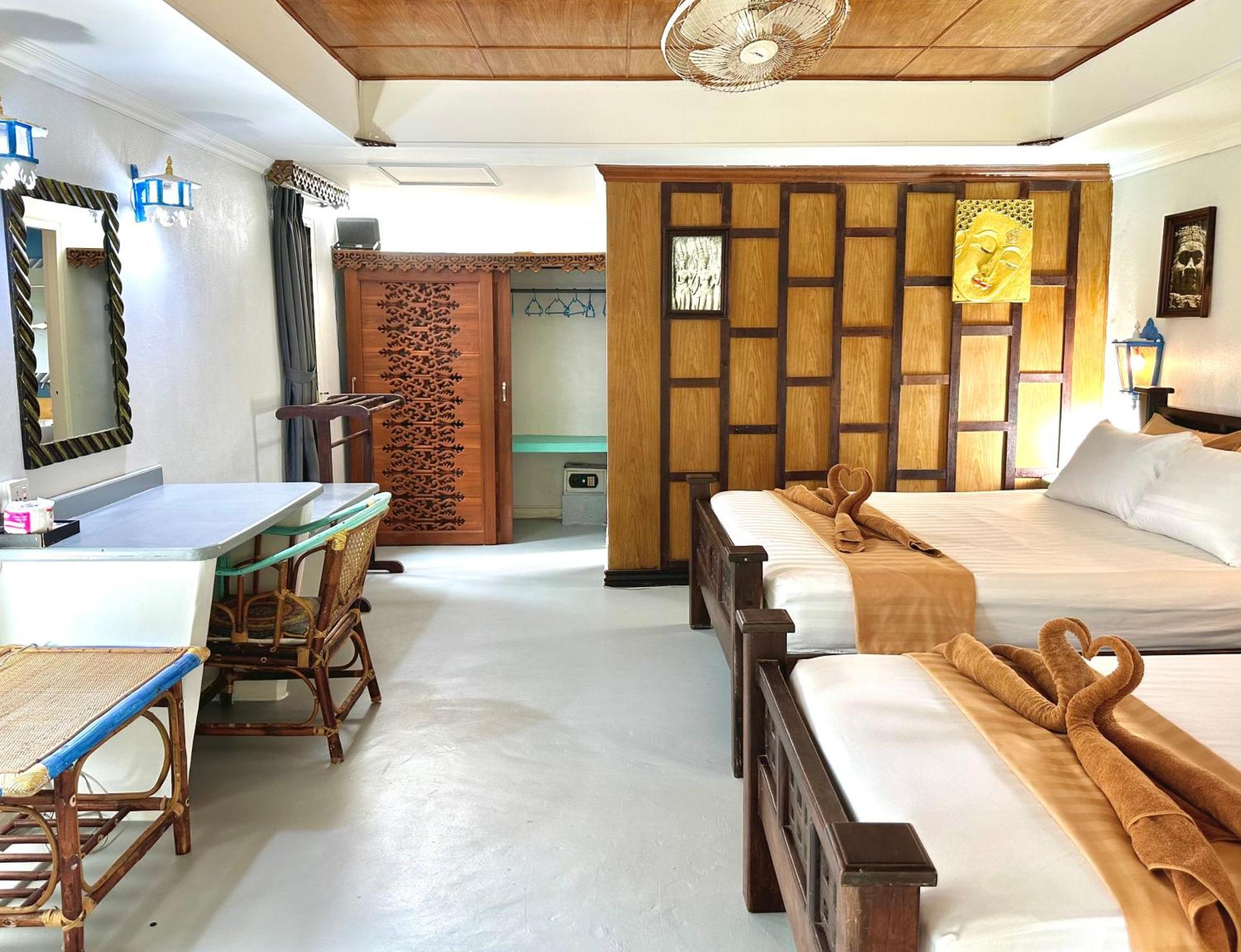 Bamboo Bungalows パヤム島 エクステリア 写真